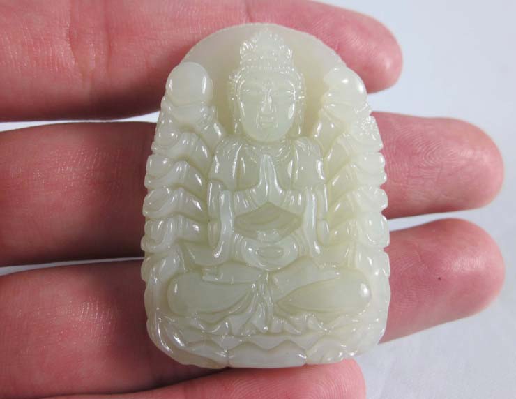 星空体育app下载|中国奢侈品市场遇冷中国人将消费场地转向海外(图3) 星空体育app下载