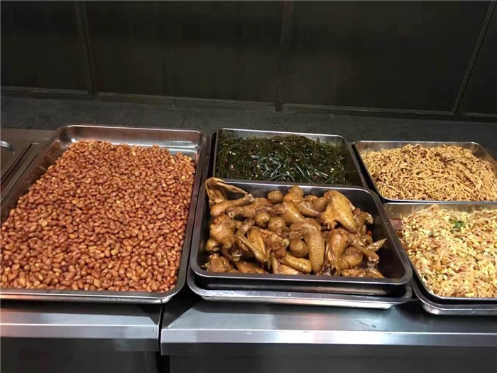 星空体育APP网站-考古:2012年,温哥华白浪先后拥有来自17个足协的外援(图1) 星空体育APP网站