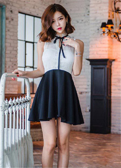 【星空体育APP网站】当前艺术生态的改变强逼书画家放下身段(图2) 星空体育APP