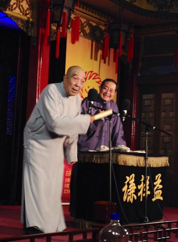 星空体育APP网站|庆香港回归二十周年璀璨天工-艺术大家作品展(图1) 星空体育app下载