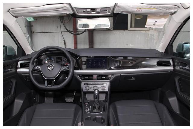 星空体育APP网站_新赛季中超要变天?万达接手大连队将重塑昔日王朝辉煌(图1) 星空体育APP