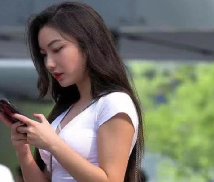 星空体育app下载:文交所多模式领跑上半年艺术金融(图2) 星空体育APP